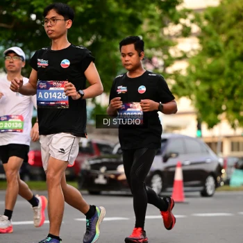Runner Photo 4124355