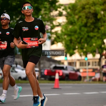 Runner Photo 4124368