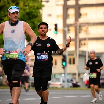 Runner Photo 4124393