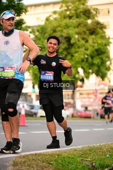 Runner Photo 4124408