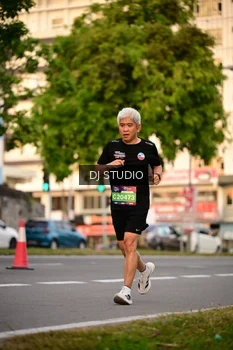 Runner Photo 4124417