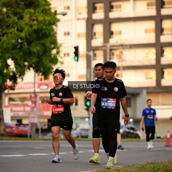 Runner Photo 4124432