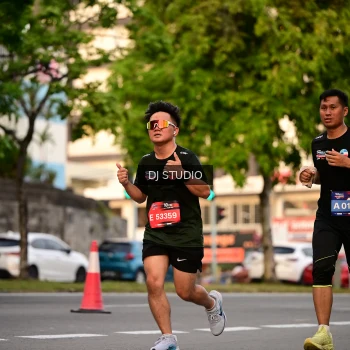 Runner Photo 4124436