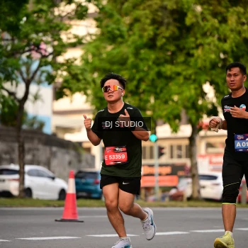 Runner Photo 4124438