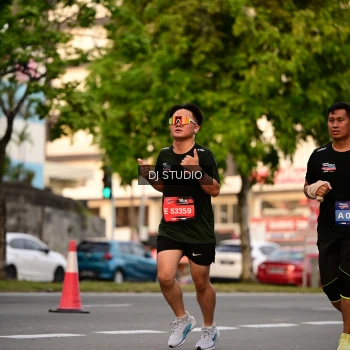 Runner Photo 4124440