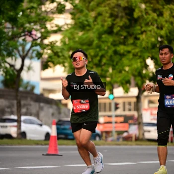 Runner Photo 4124443