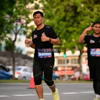 Runner Photo 4124454