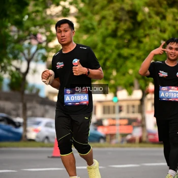 Runner Photo 4124458