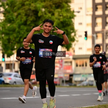 Runner Photo 4124459