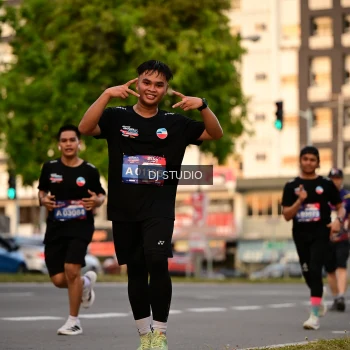 Runner Photo 4124460