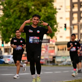 Runner Photo 4124461