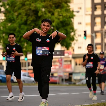 Runner Photo 4124471
