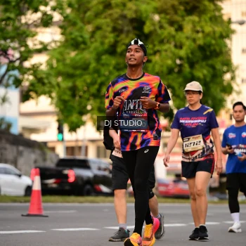 Runner Photo 4124481