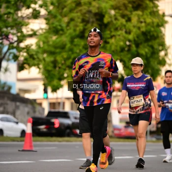 Runner Photo 4124482