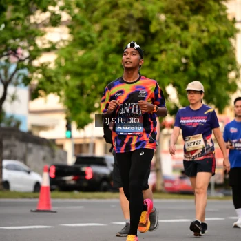 Runner Photo 4124489