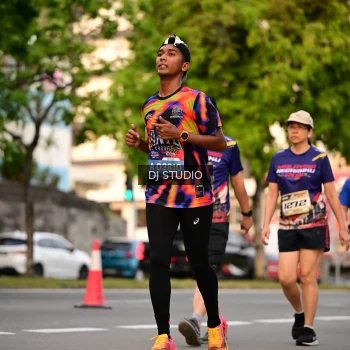 Runner Photo 4124490