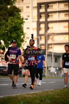 Runner Photo 4124522