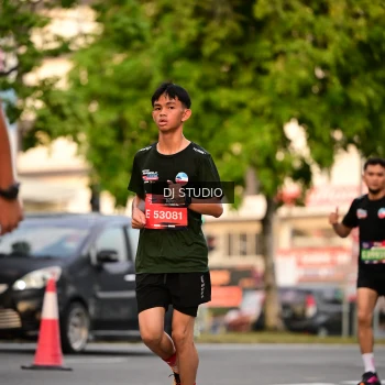 Runner Photo 4124548