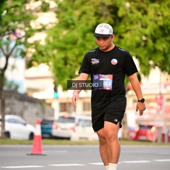 Runner Photo 4124596