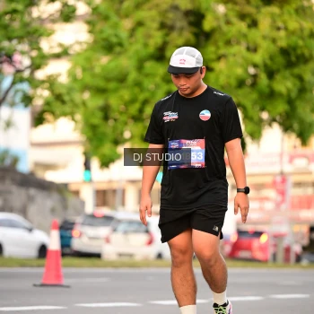 Runner Photo 4124600