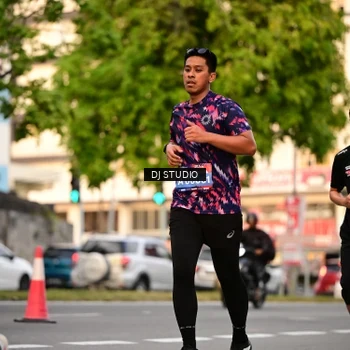 Runner Photo 4124621