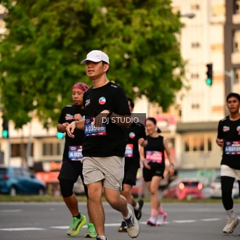 Runner Photo 4124645