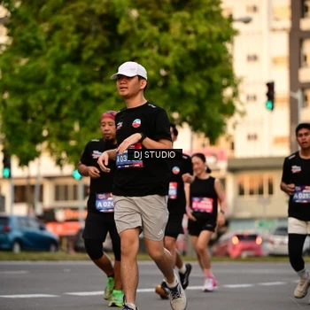 Runner Photo 4124653