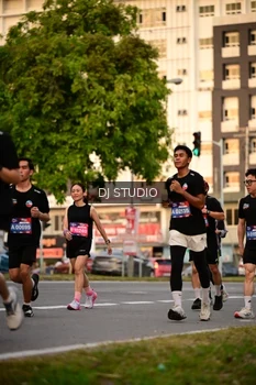 Runner Photo 4124655