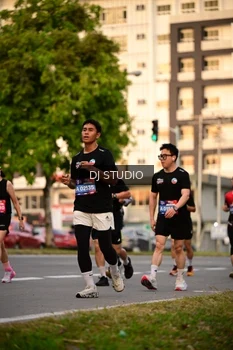 Runner Photo 4124664