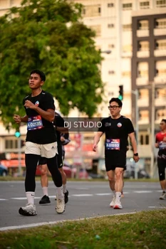 Runner Photo 4124673