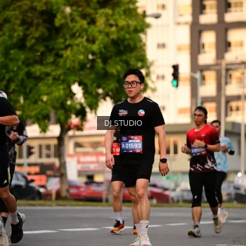 Runner Photo 4124679