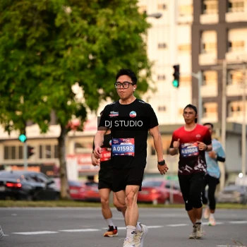 Runner Photo 4124686