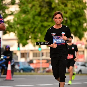 Runner Photo 4124706
