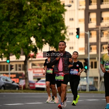 Runner Photo 4124713