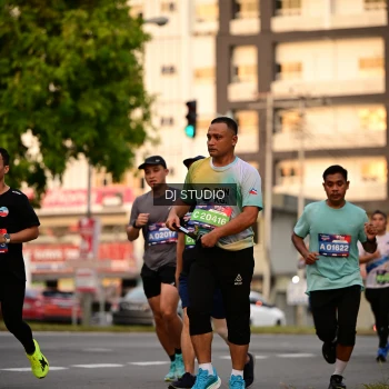 Runner Photo 4124731