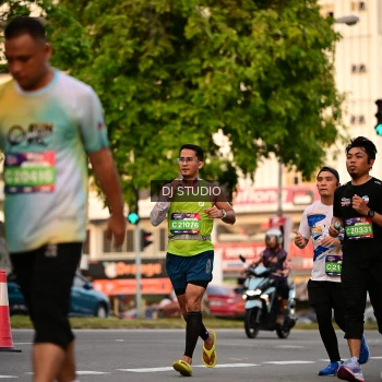 Runner Photo 4124755