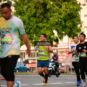 Runner Photo 4124756