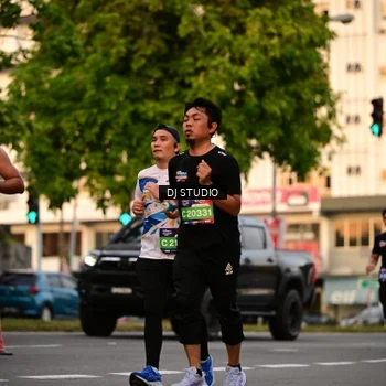 Runner Photo 4124759