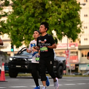 Runner Photo 4124761