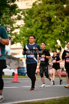 Runner Photo 4124785