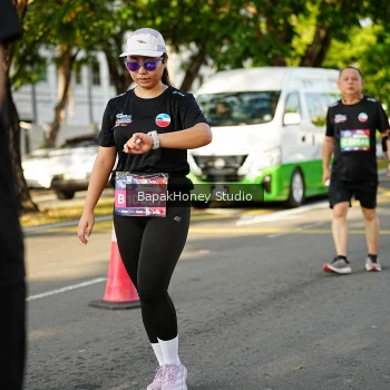 Runner Photo 4124788