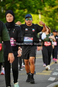 Runner Photo 4124811