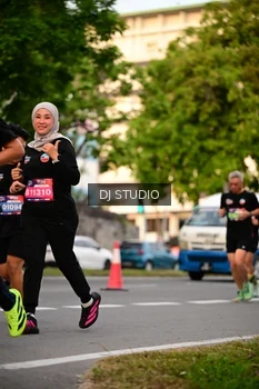 Runner Photo 4124816