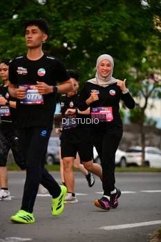 Runner Photo 4124824