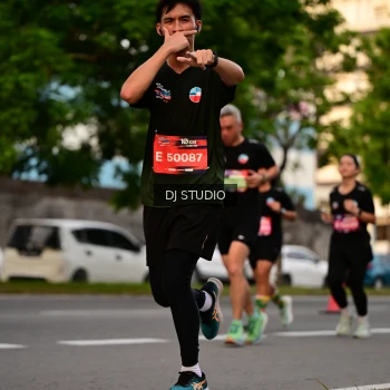 Runner Photo 4124846