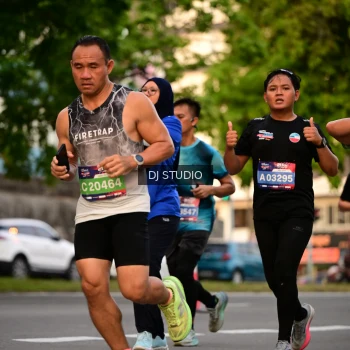 Runner Photo 4124863