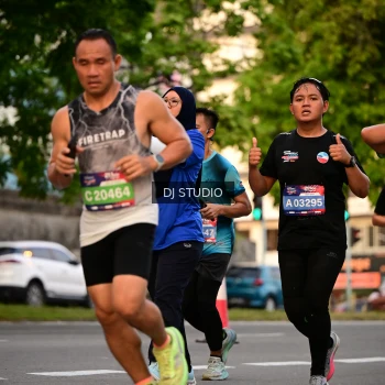 Runner Photo 4124864