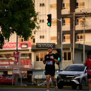 Runner Photo 4124903