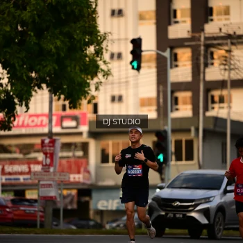 Runner Photo 4124907