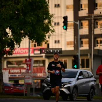 Runner Photo 4124914